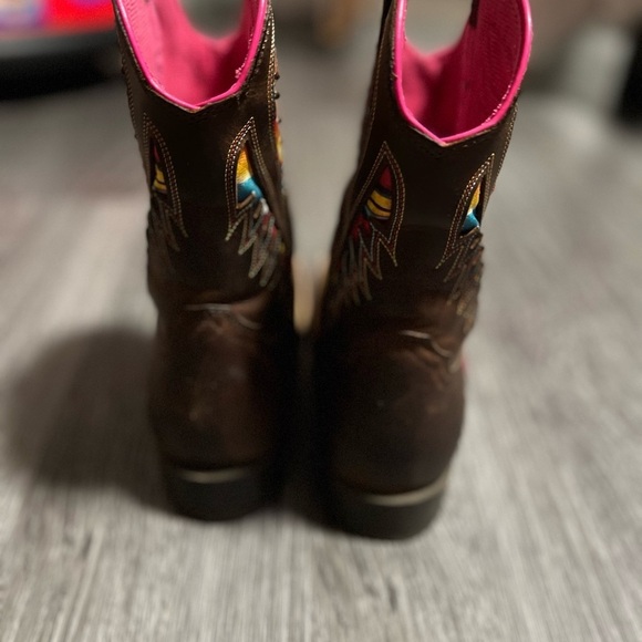 Ariat Kids Boots with Colorful Accents - Picture 3 of 6